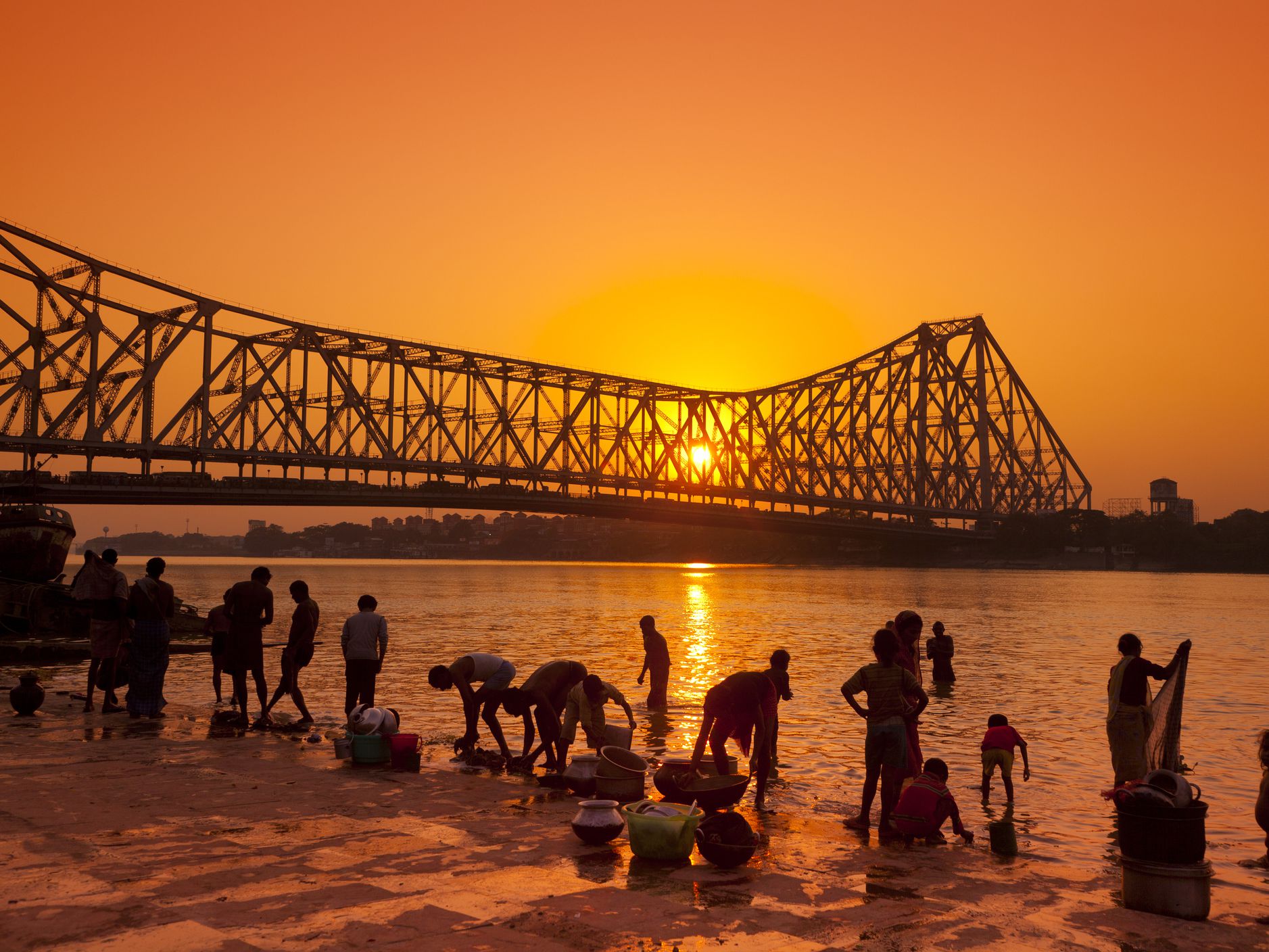 দক্ষিণবঙ্গে বেড়ে চলেছে নাজেহাল করা গরম