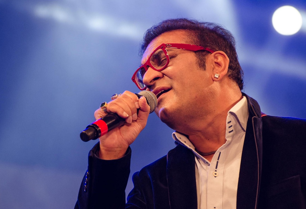 ‘আমি তো মিশরেও ট্রেন্ড করছি’, পোস্ট করলেন অভিজিৎ   