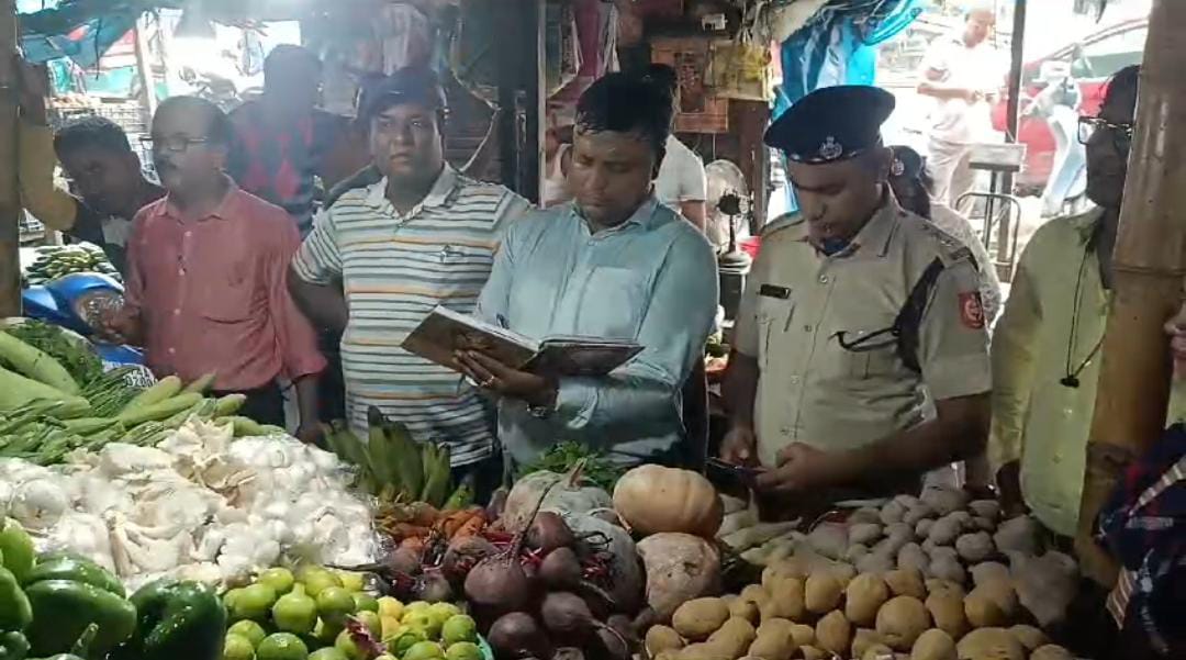 পাইকারি থেকে শুরু করে খুচরো মার্কেটগুলিতে হানা টাস্ক ফোর্সের